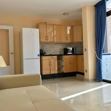 Apartamento Playa Piscina 1ª Linea Paseo Maritimo フエンヒロラ